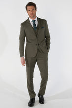 Load image into Gallery viewer, Kurt Sage 3 Piece Suit
