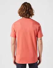 Load image into Gallery viewer, Wrangler Sign off tee burnt sienna
